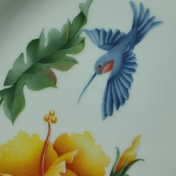 Corelle Hummingbird Dinner Plates Flowers Leaves Green Gold Bands - Picture 3 of 6